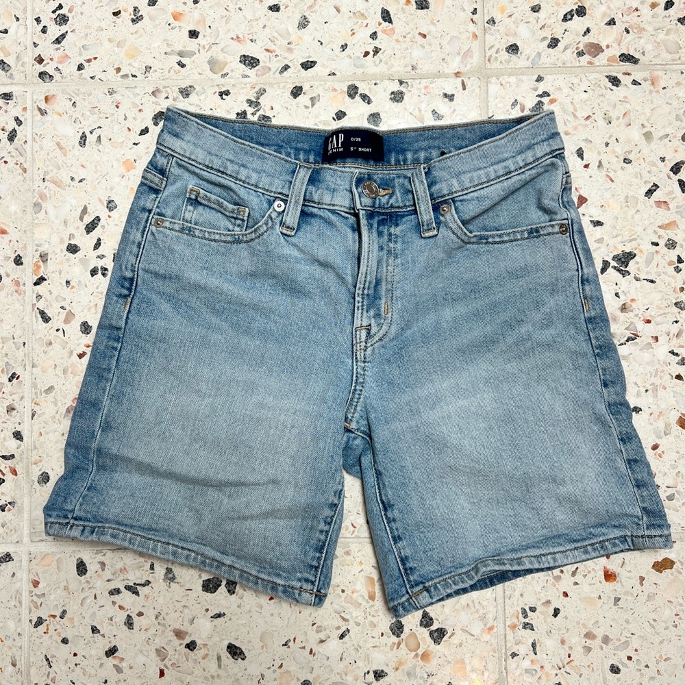 GAP Women's Light Blue Denim Shorts - Casual 5-Pocket